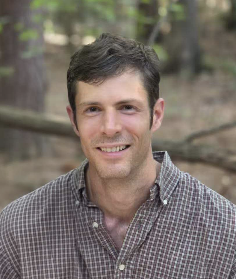 Chris Akcali